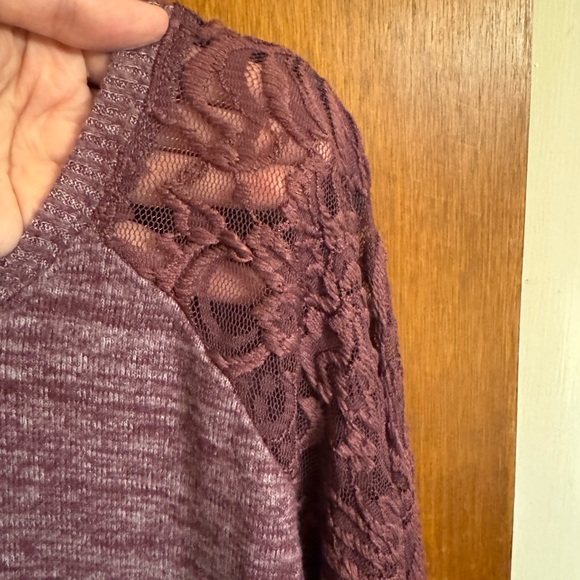 Excellent used condition, size 1 sweater from Super Soft by Torrid, color mauve - Picture 13 of 15